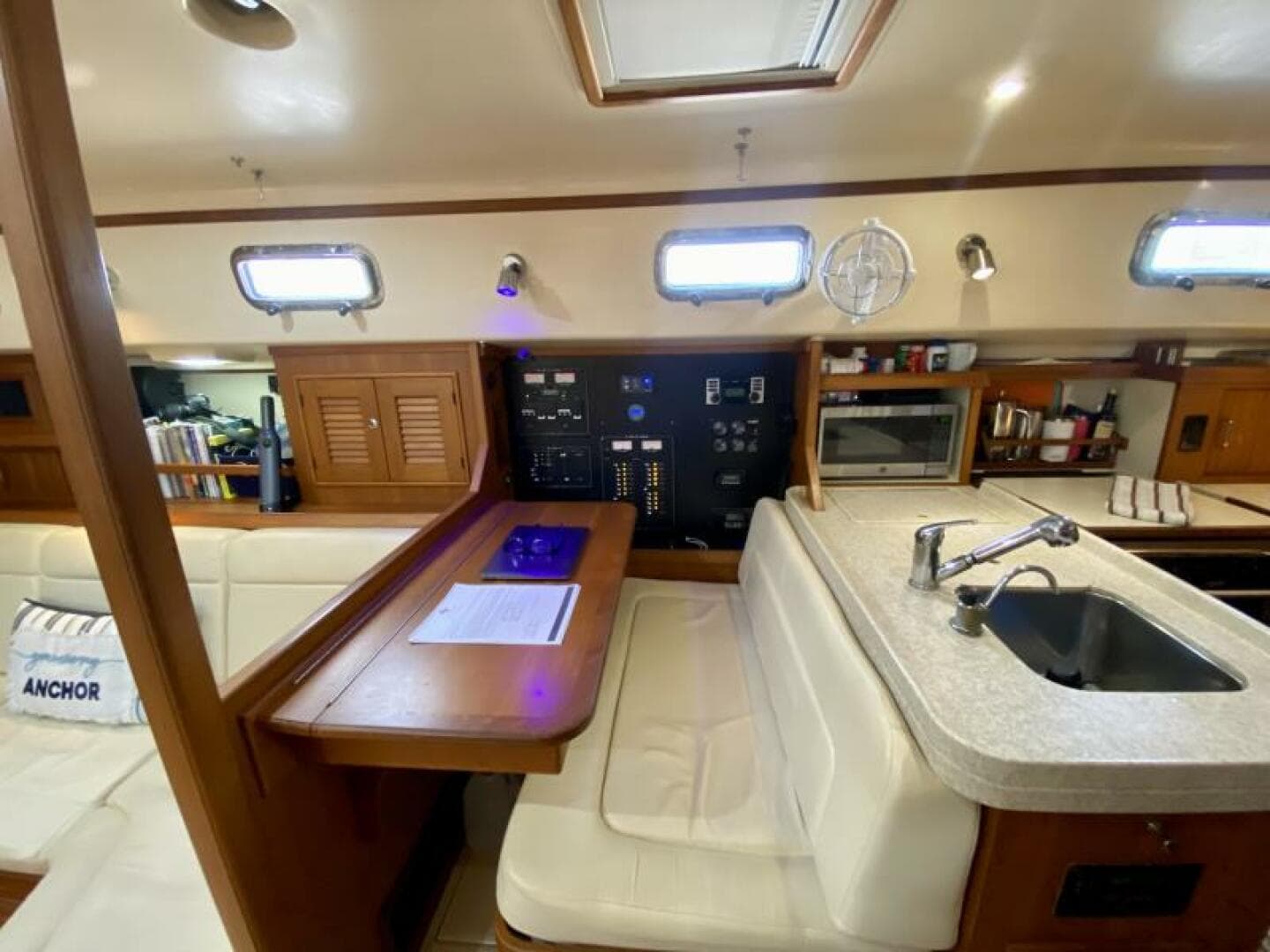 2006 Island Packet 440