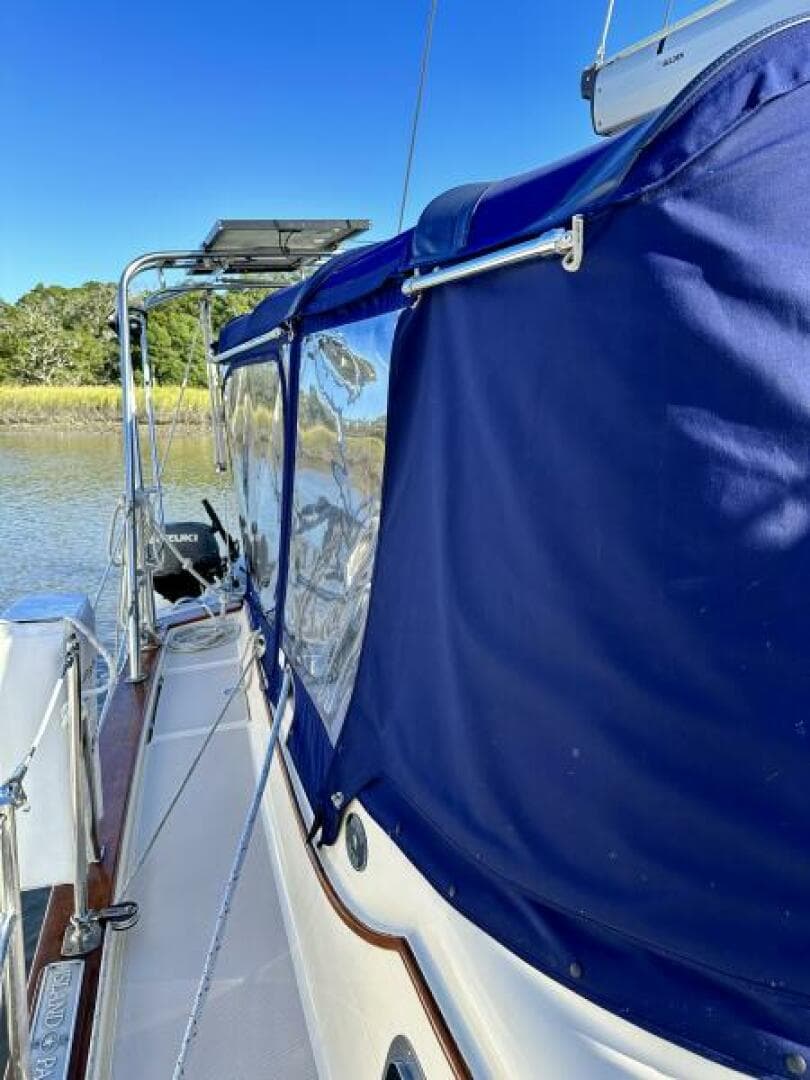 2006 Island Packet 440