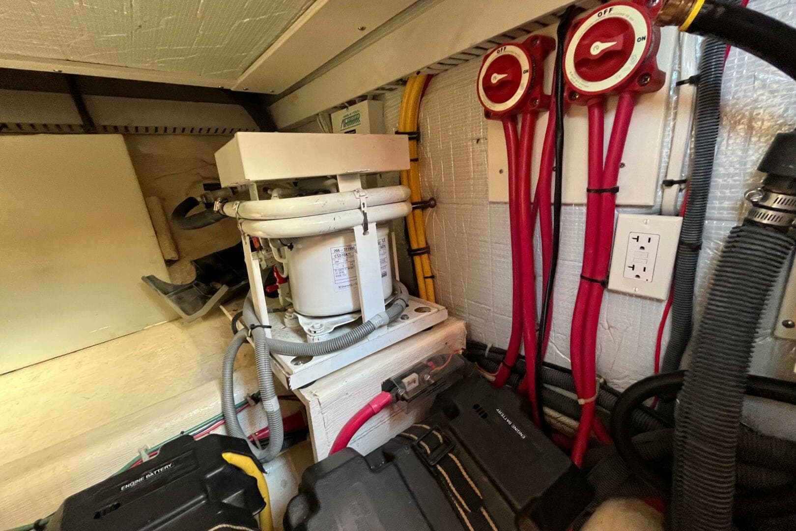 2006 Sabreline 36 Flybridge