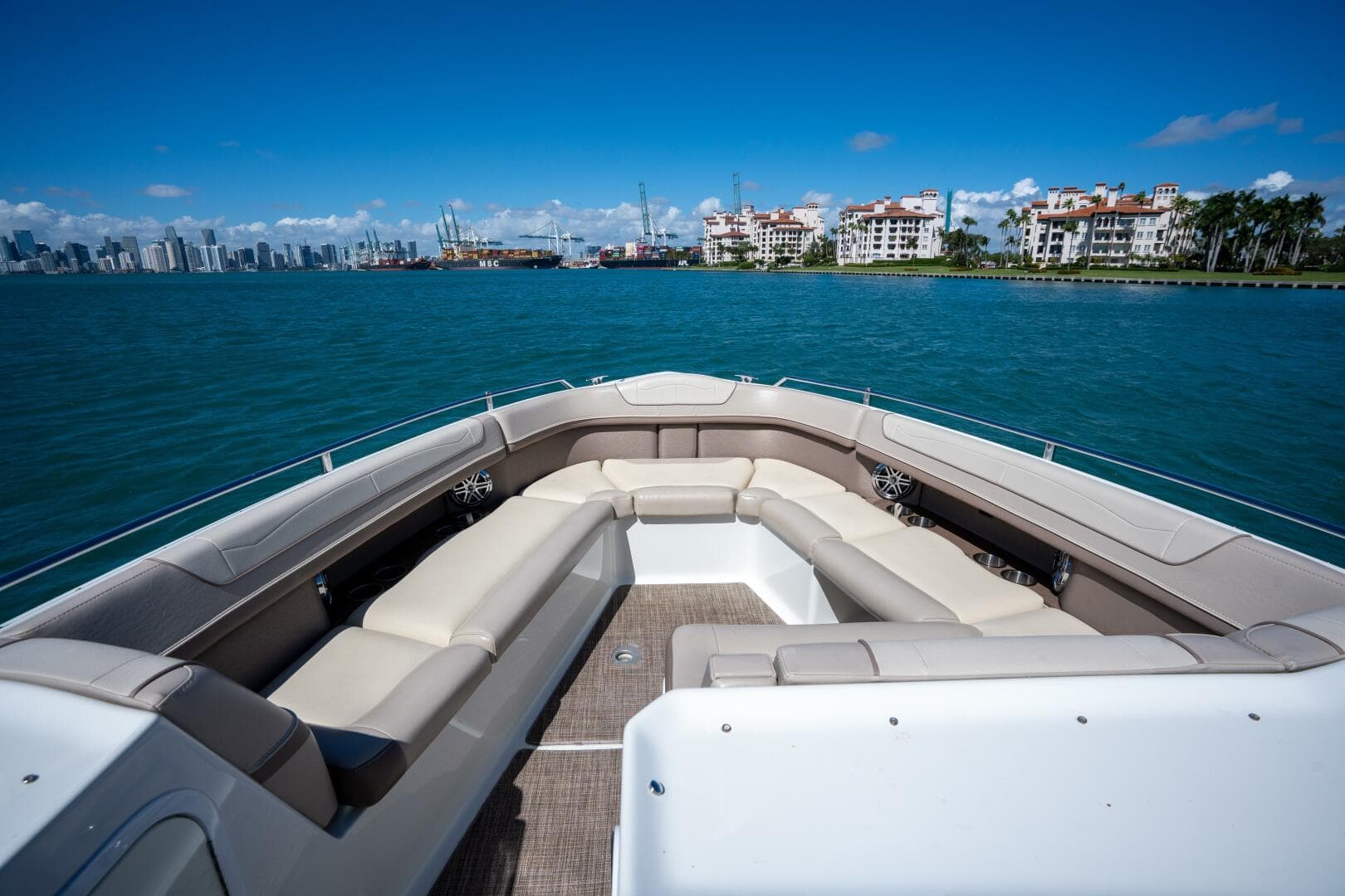 2018 Formula 350 Crossover Bowrider OB