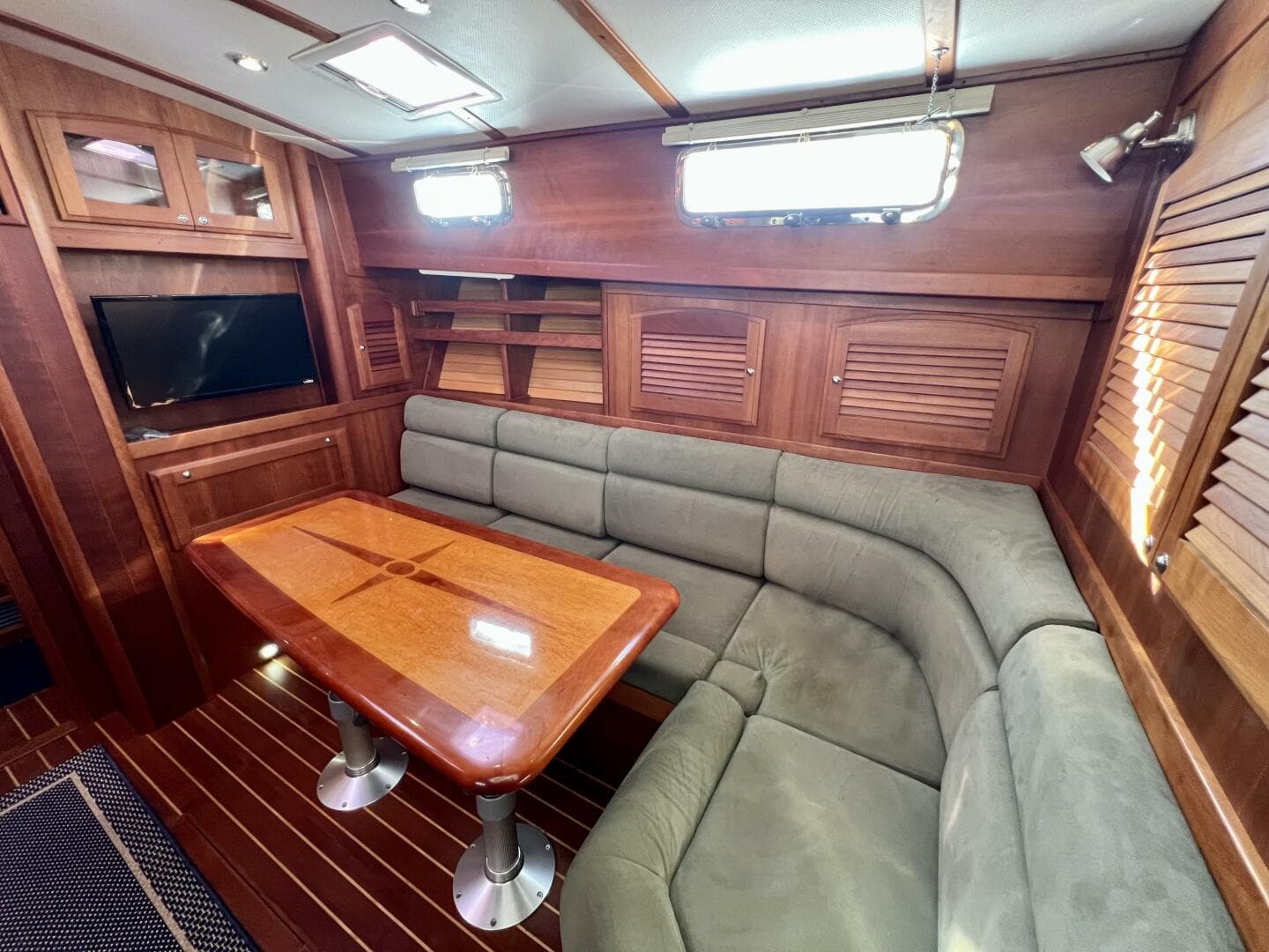 2006 Sabre 38 Hard Top Express