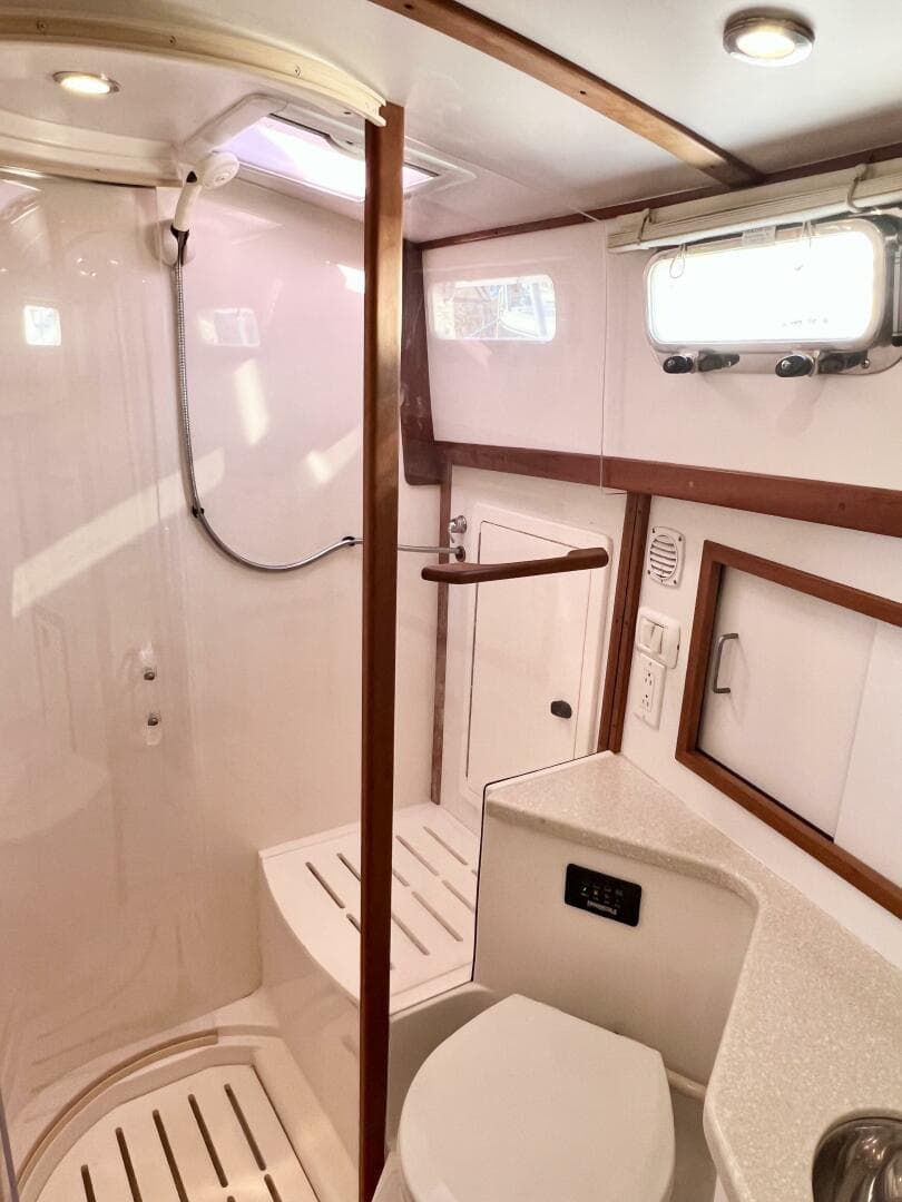 2006 Sabre 38 Hard Top Express