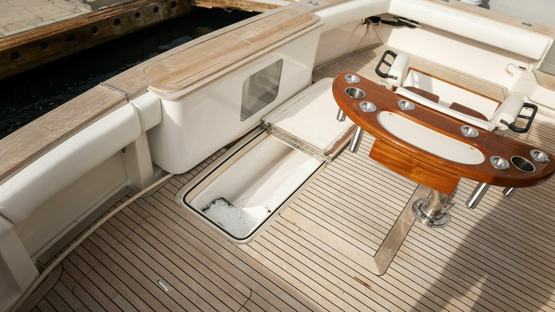 Bertram 67 - Chill 'N -