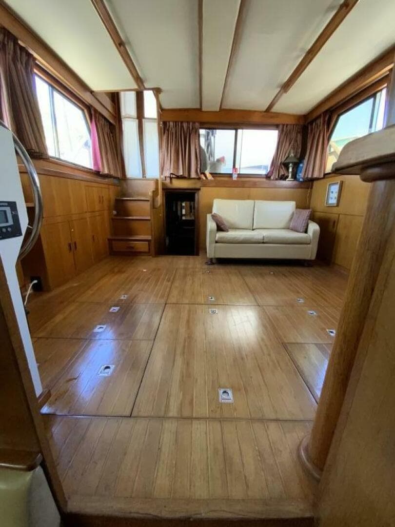 1987 President 41 Double Cabin Motor Yacht