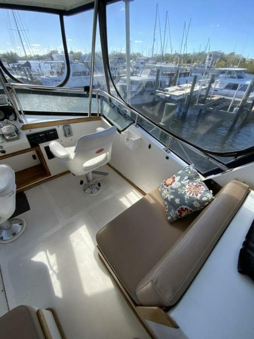 1987 President 41 Double Cabin Motor Yacht