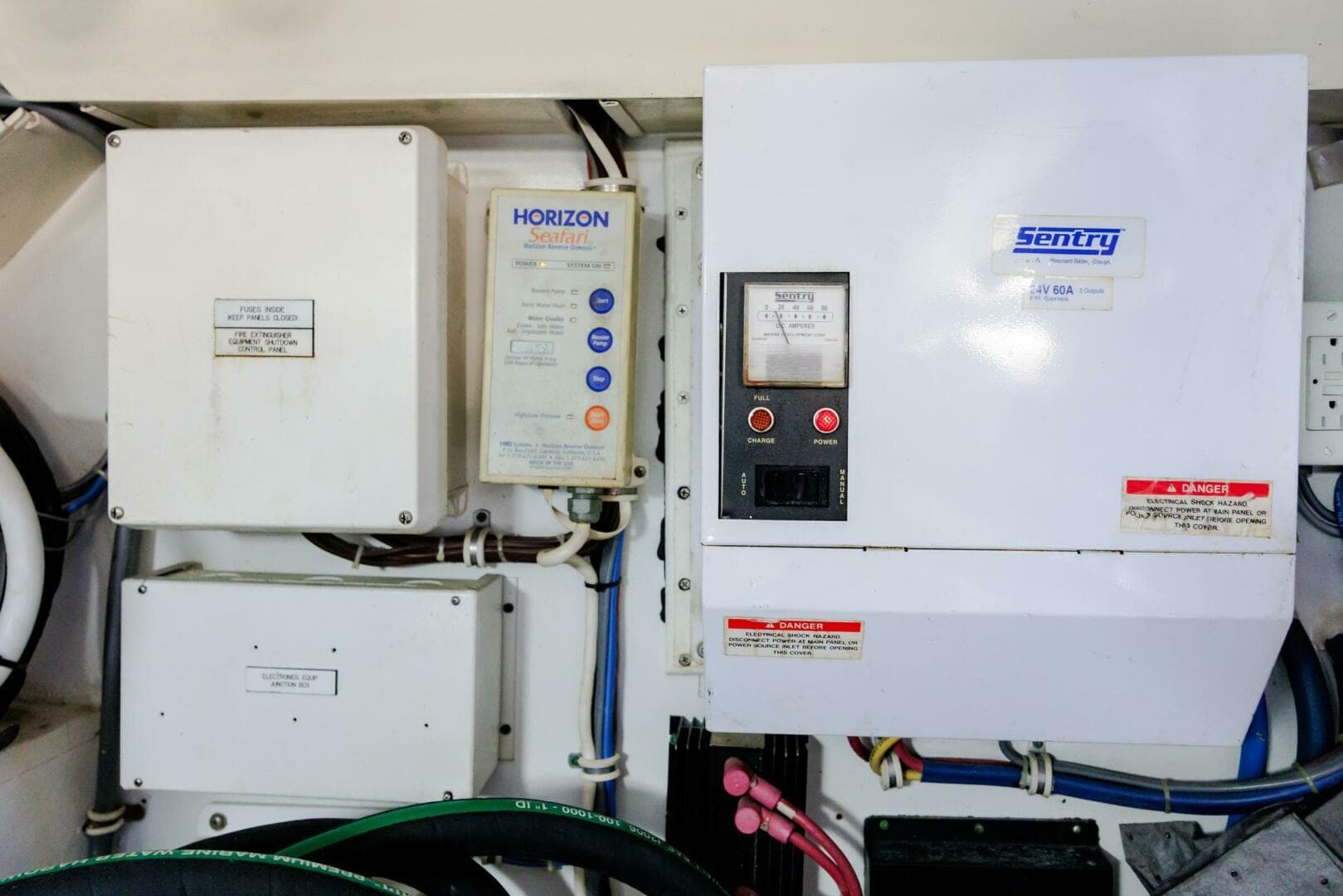 2005 Hatteras 50 Convertible