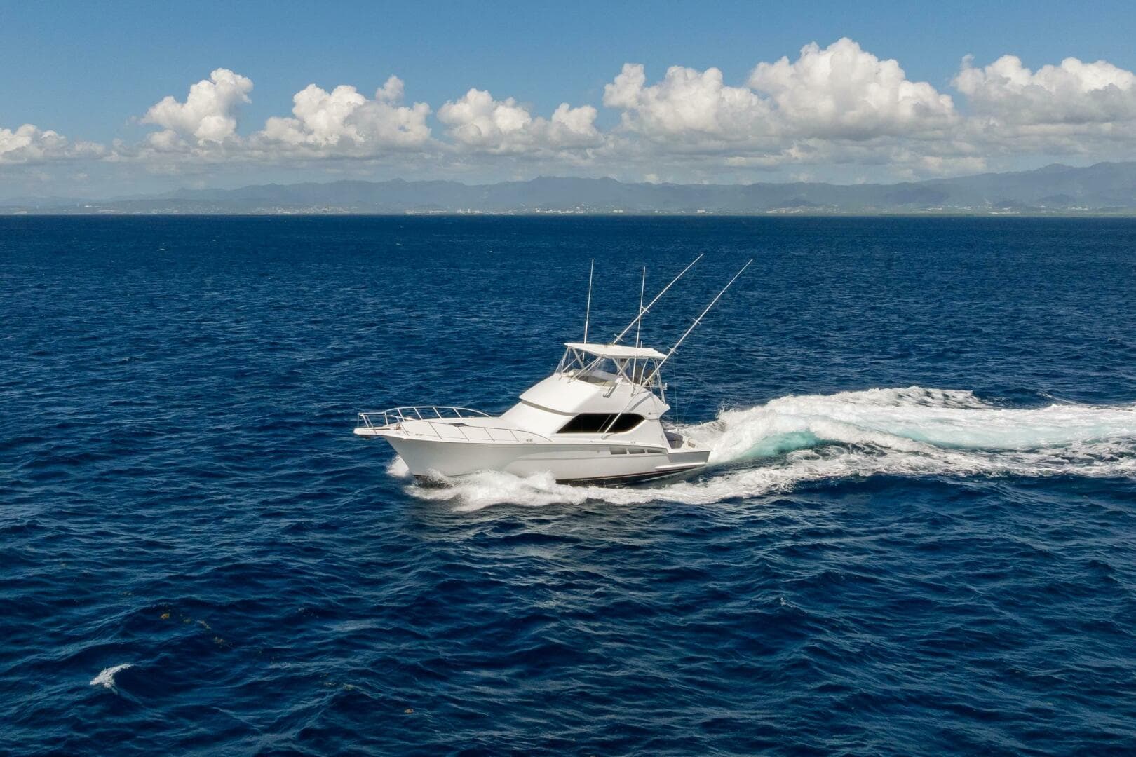 2005 Hatteras 50 Convertible