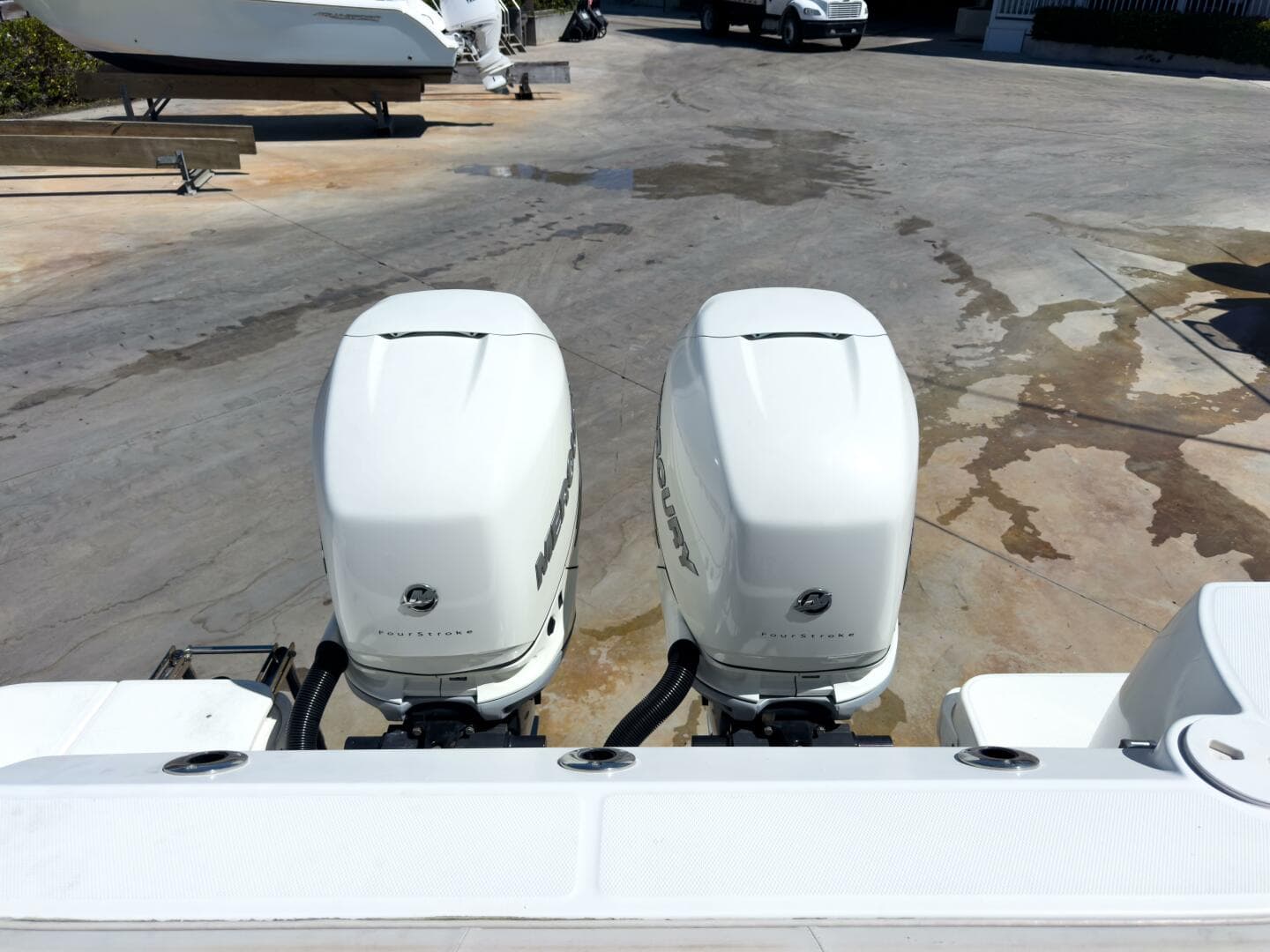 2018 Boston Whaler 315 Conquest