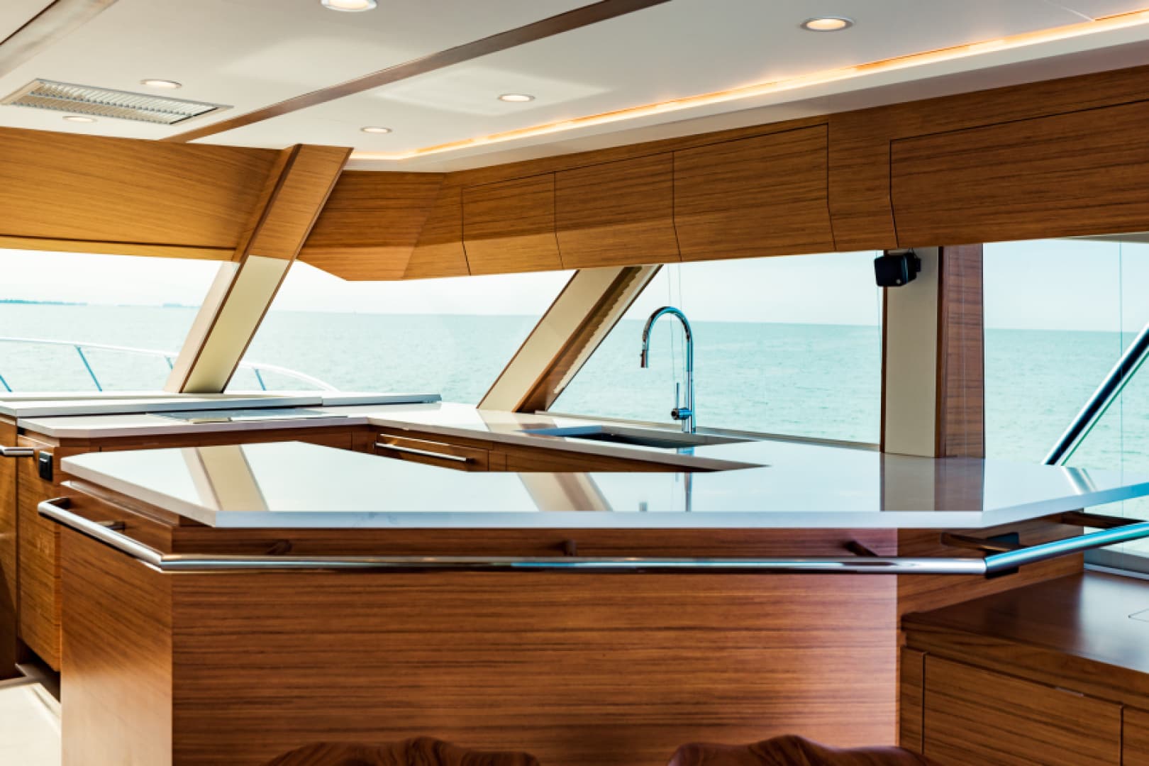 2020 Bertram 61 Convertible