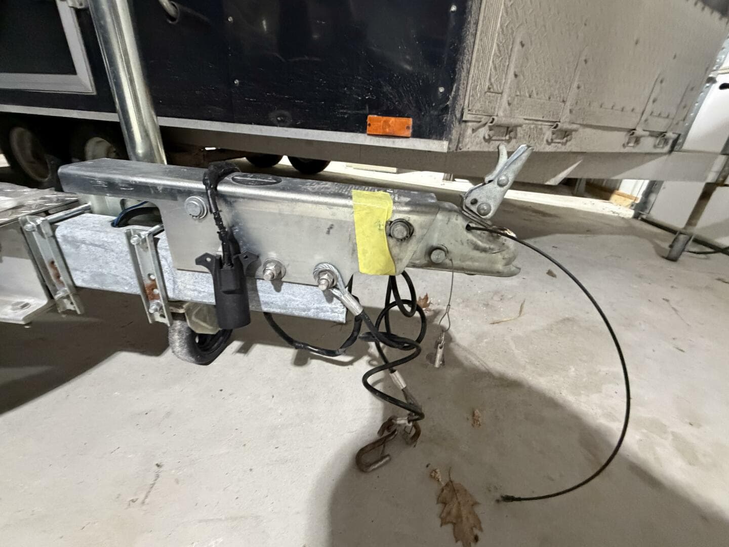 2016 Everglades 230 Center Console