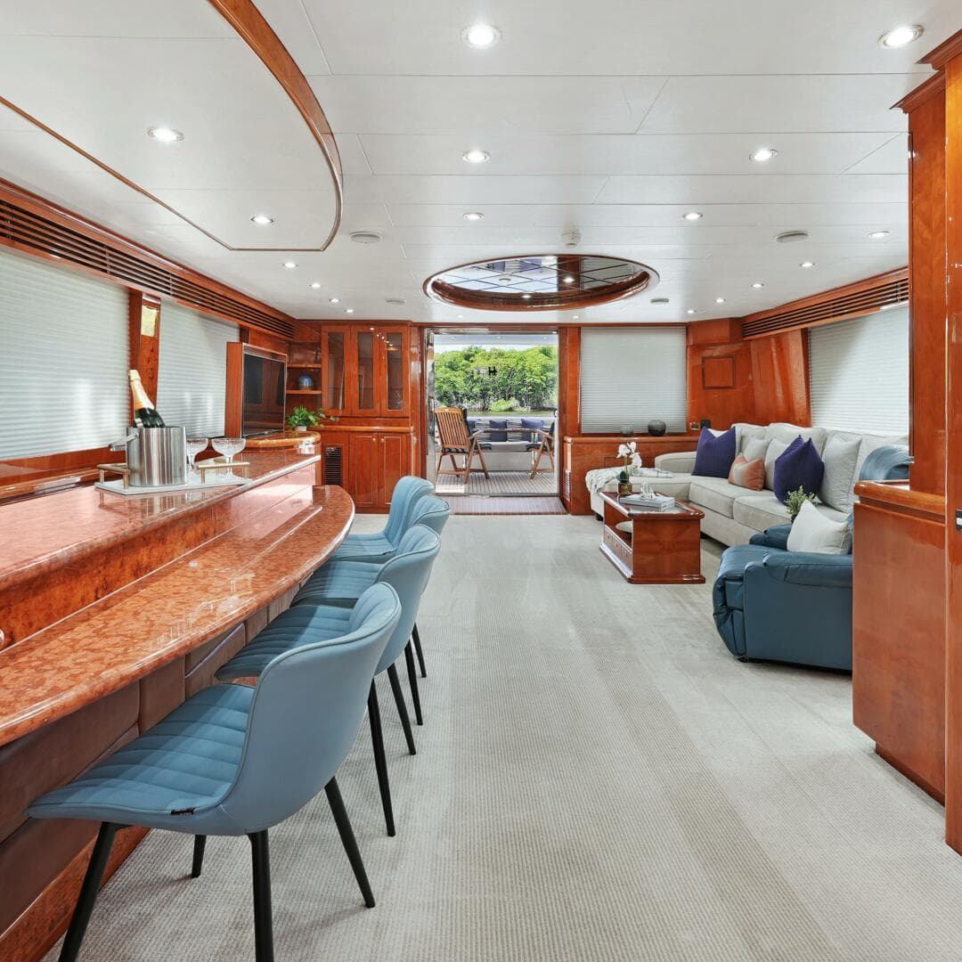 2003 Hargrave Sky Lounge