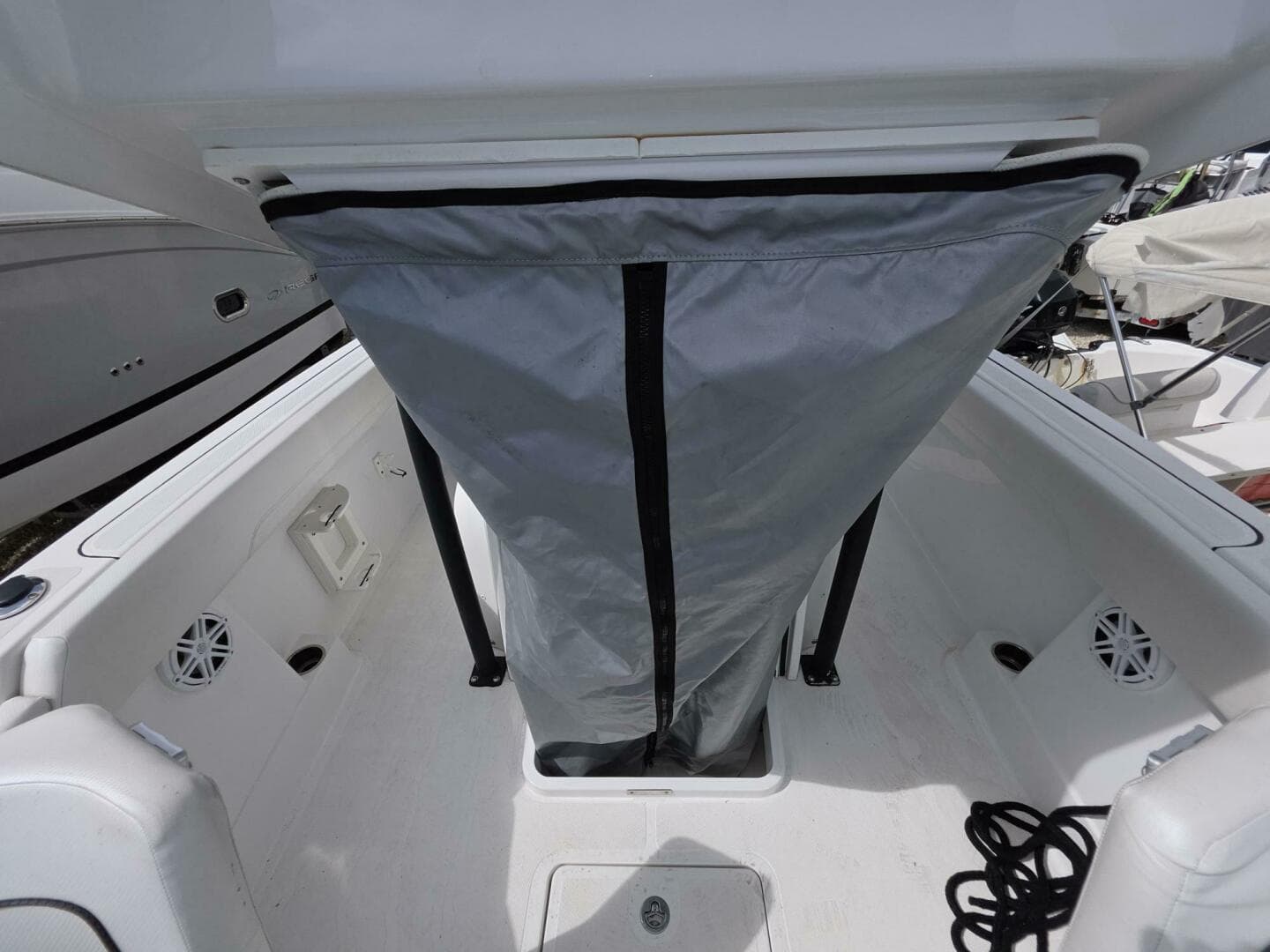 2022 Wellcraft 222 Fisherman