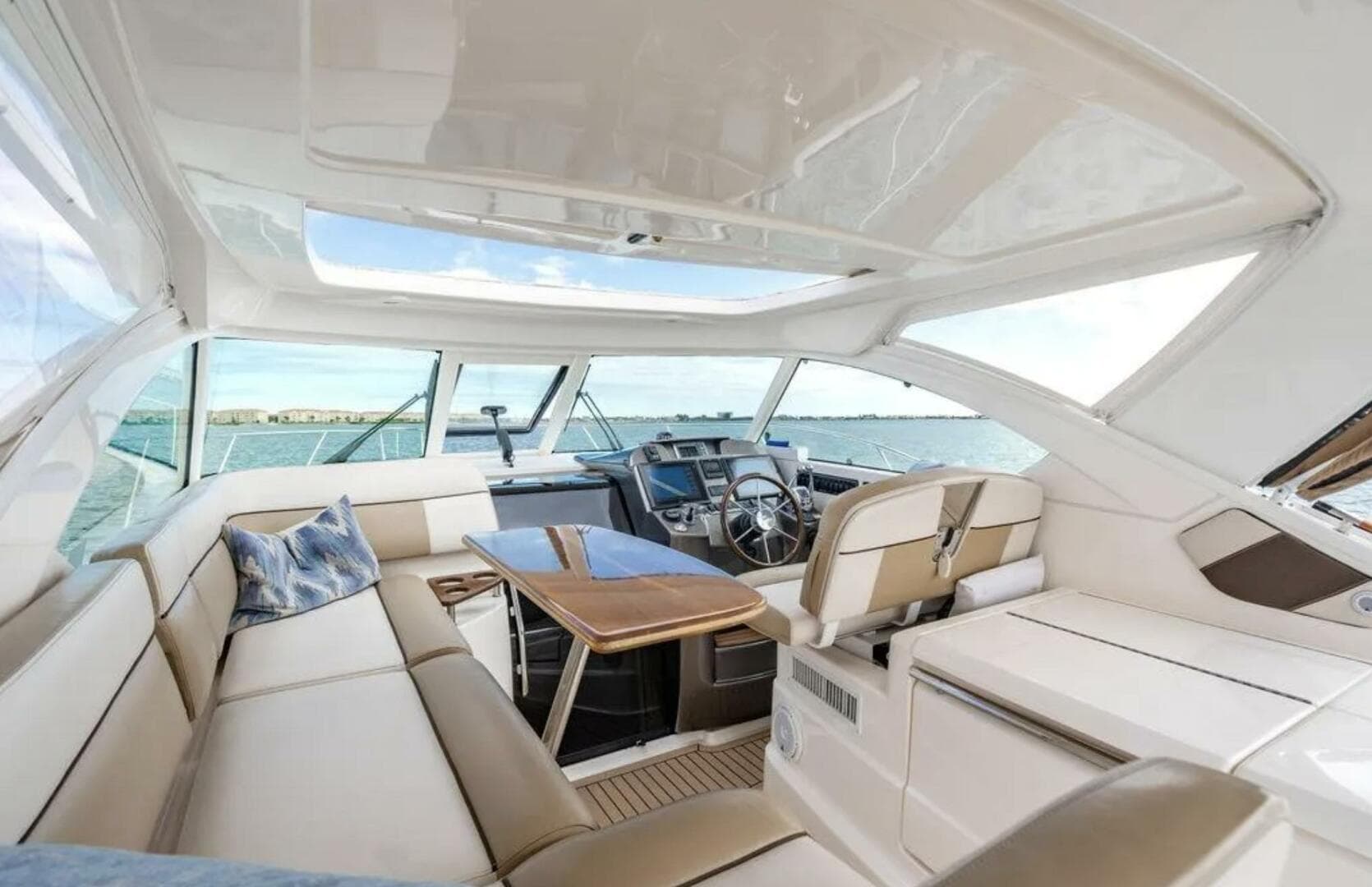 2013 Tiara Yachts 36 Coronet