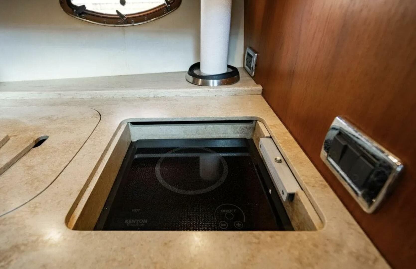 2013 Tiara Yachts 36 Coronet