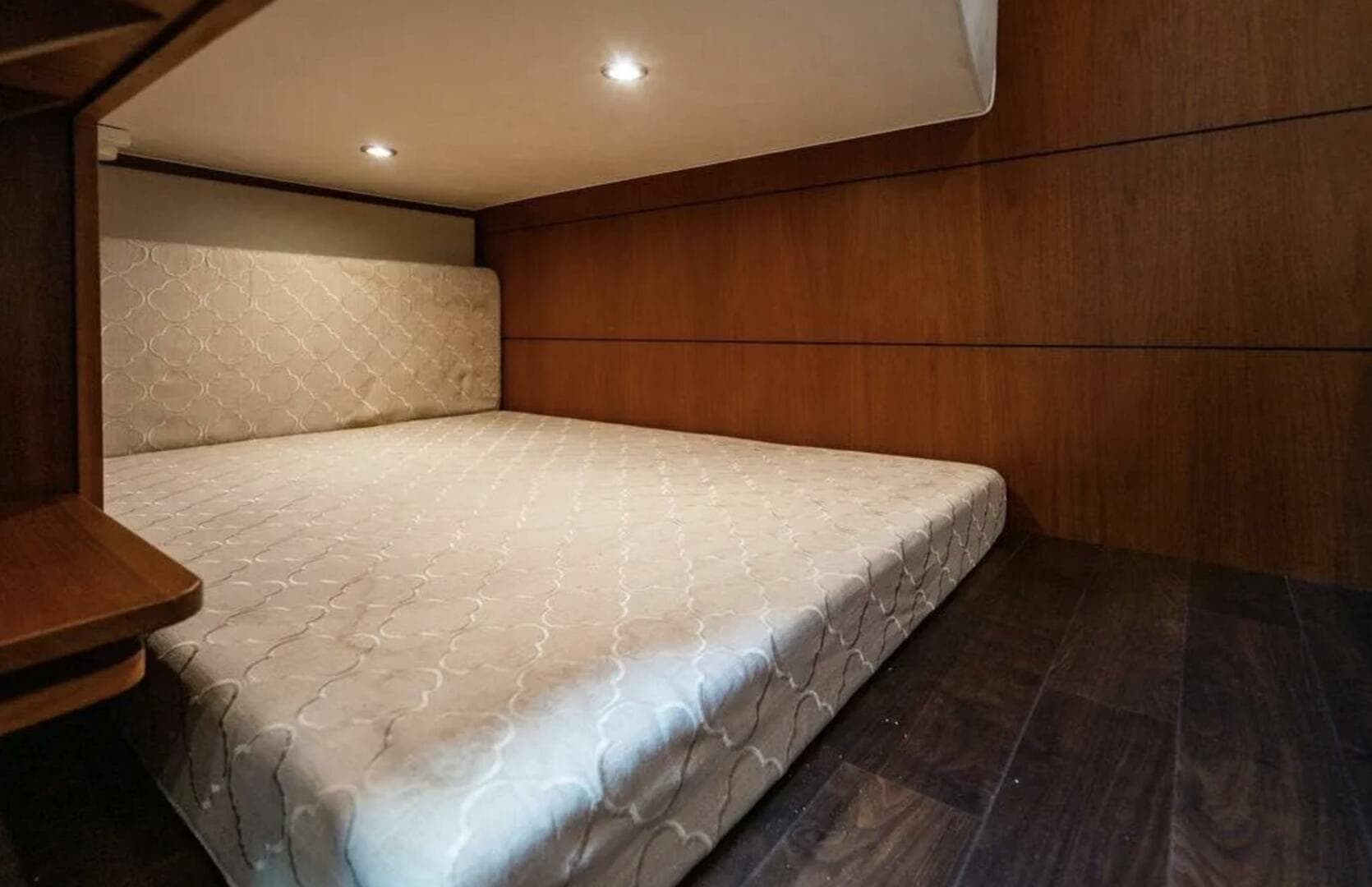 2013 Tiara Yachts 36 Coronet