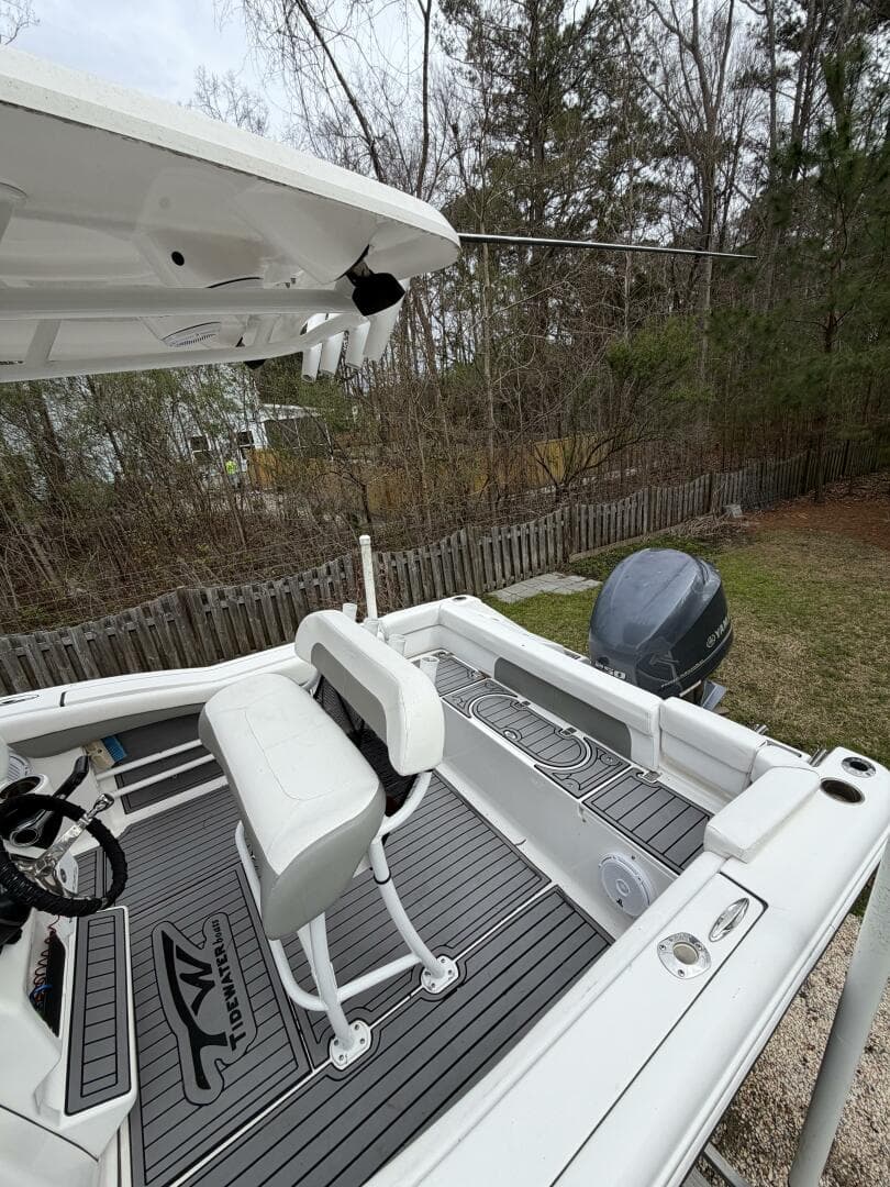 2015 Tidewater 230 LXF