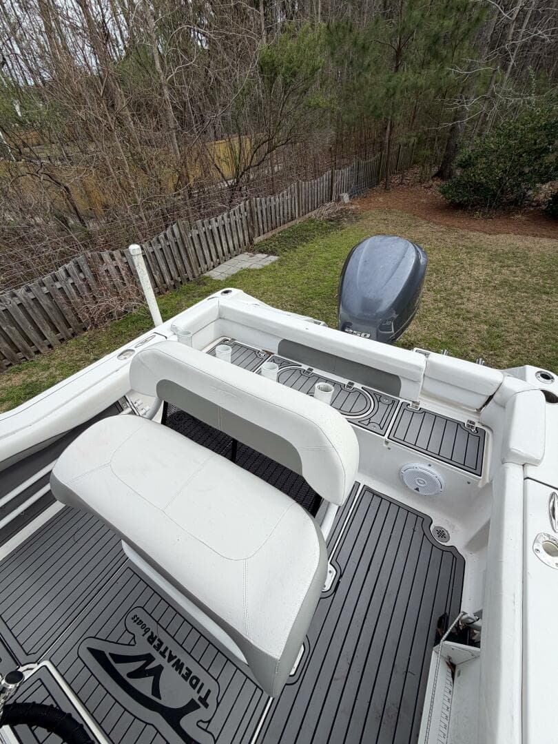 2015 Tidewater 230 LXF
