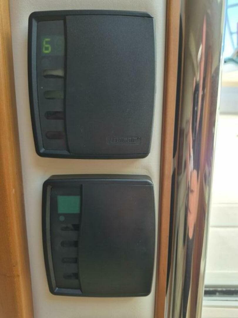 2004 Riviera 4000 Offshore