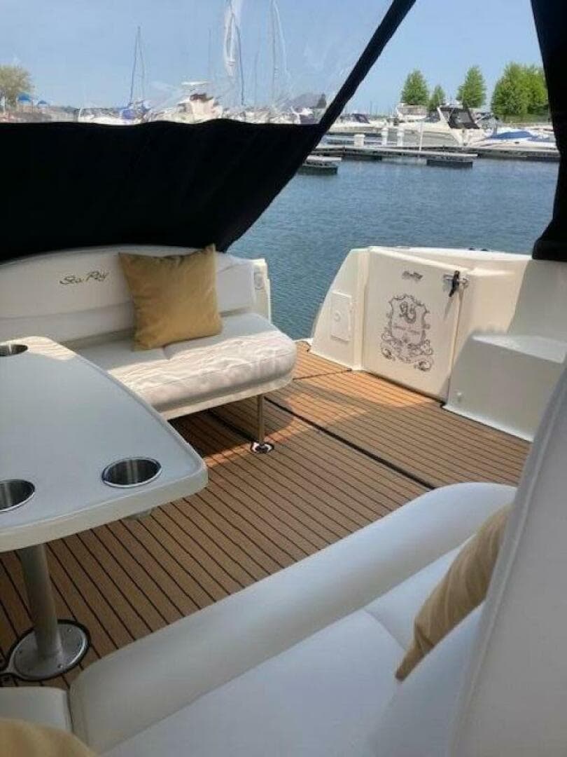 2001 Sea Ray 380 Sundancer