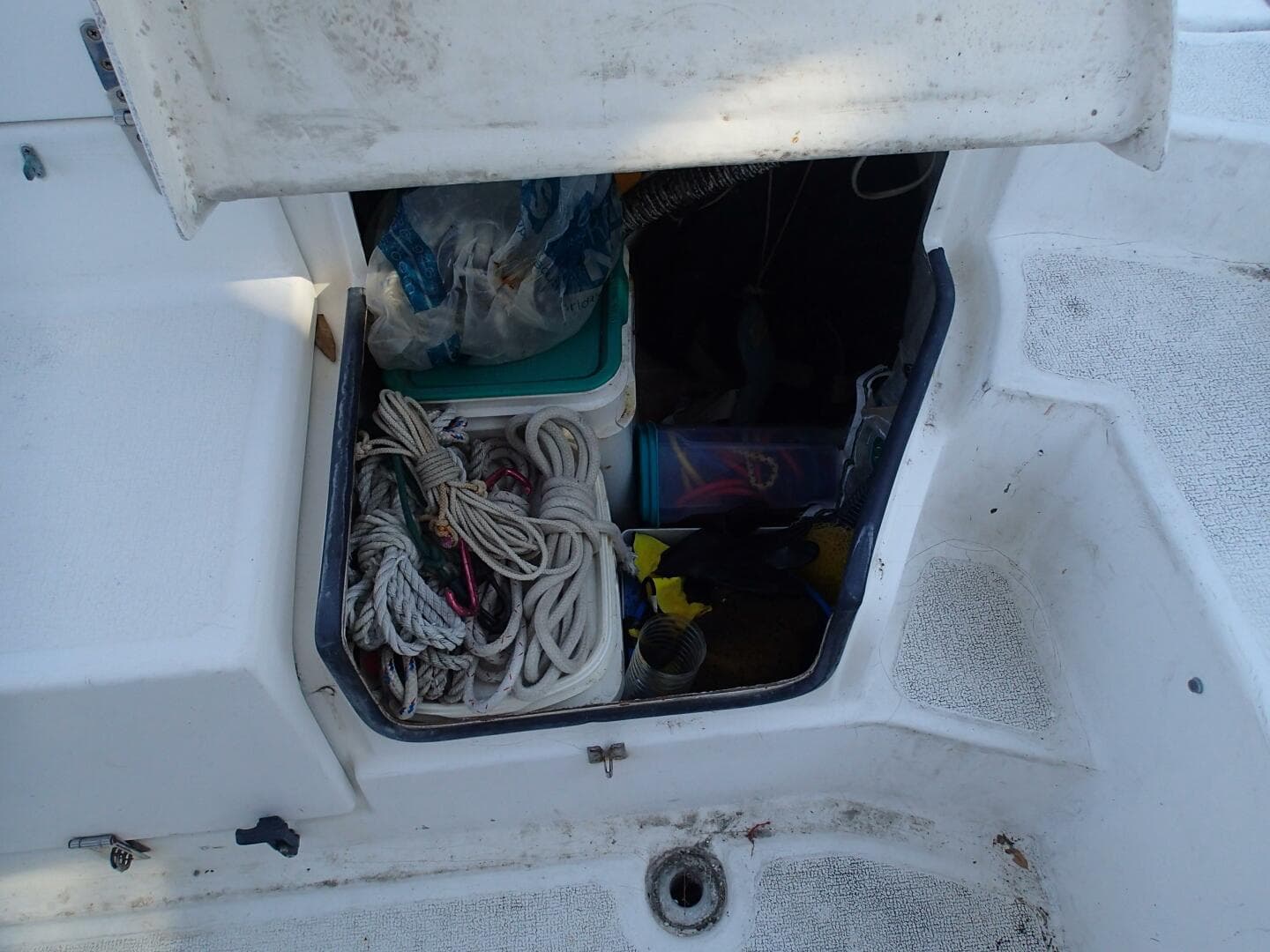 Cockpit locker