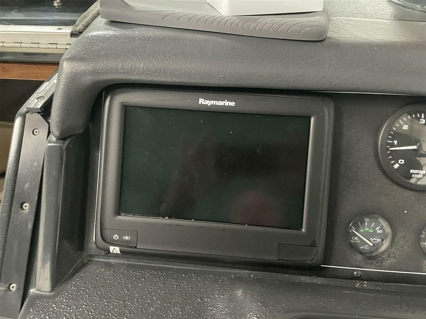 1993 Sea Ray 300 Weekender