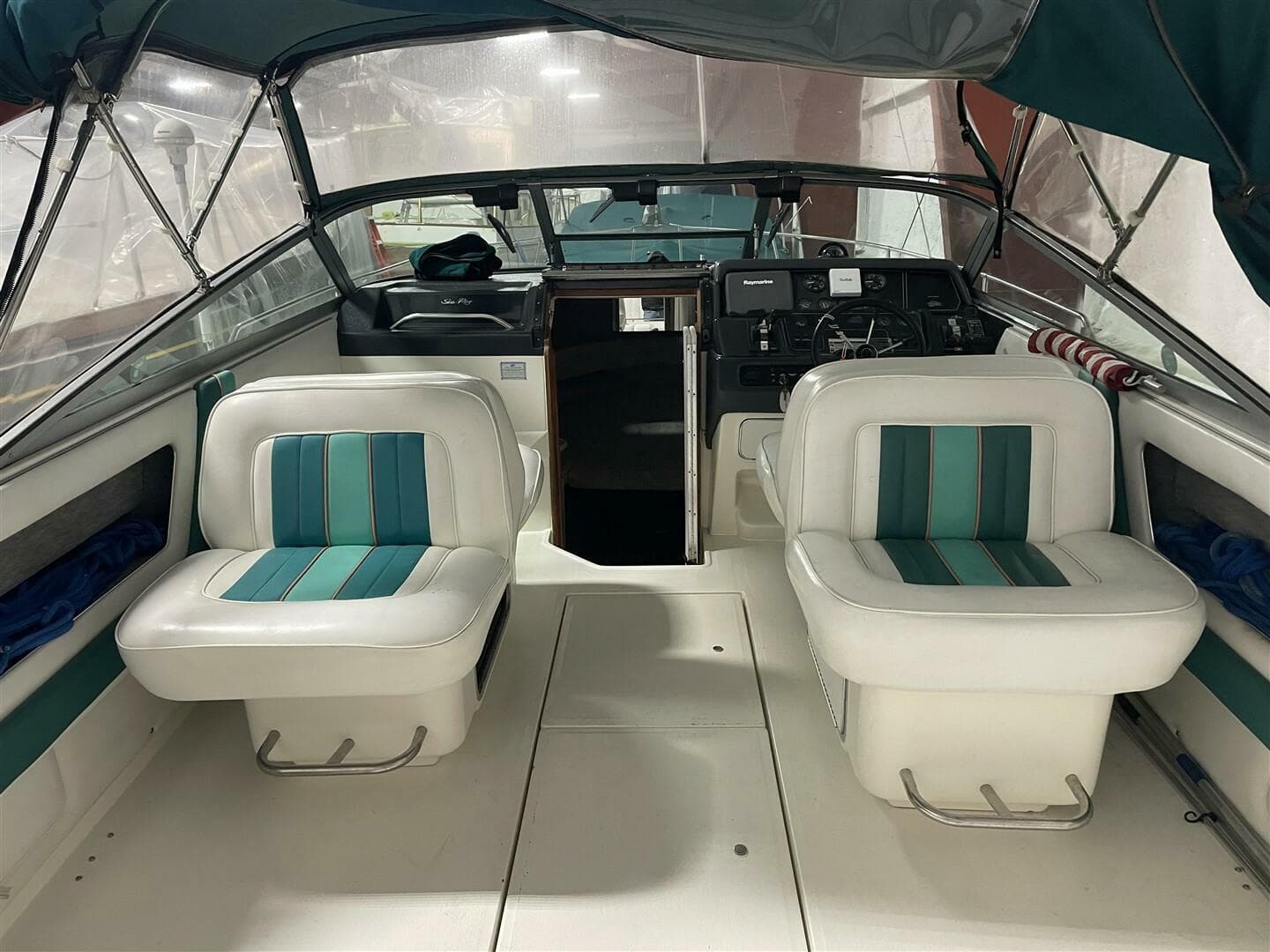 1993 Sea Ray 300 Weekender