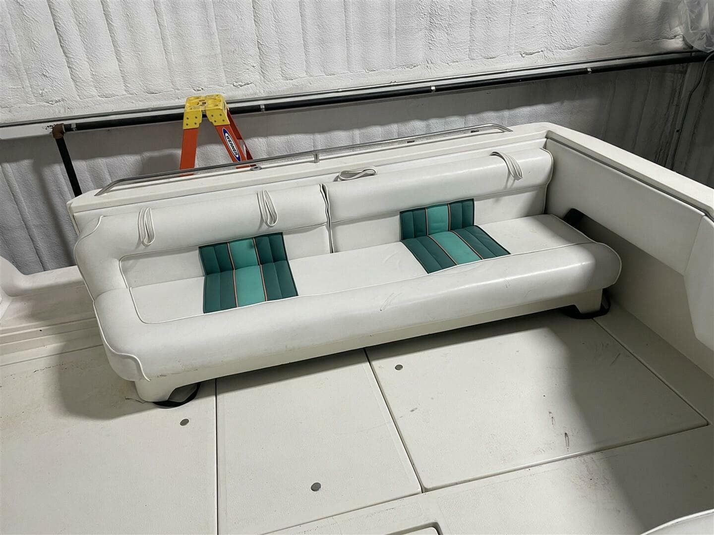 1993 Sea Ray 300 Weekender