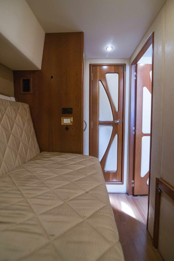 Silverton 52 - Immersed - 