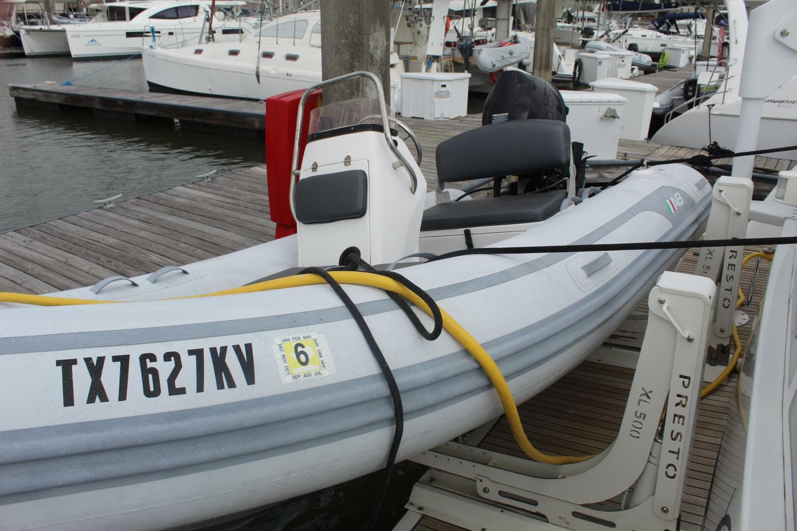 2004 Lagoon 43 Power Cat