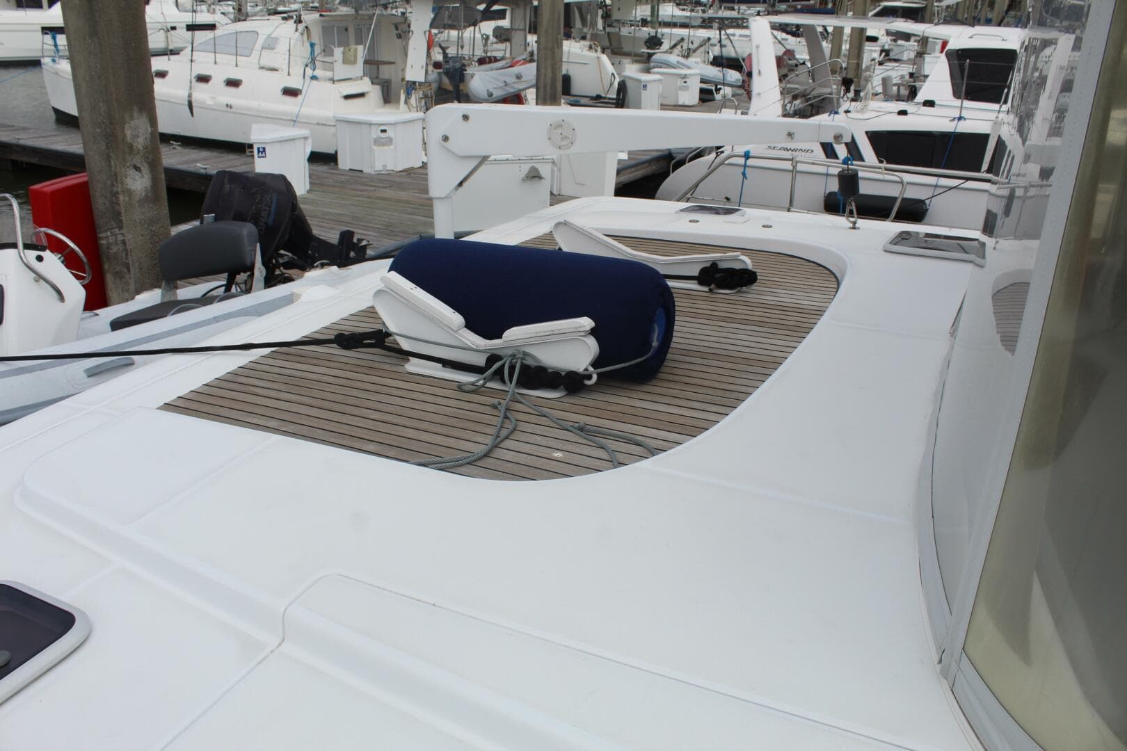 2004 Lagoon 43 Power Cat