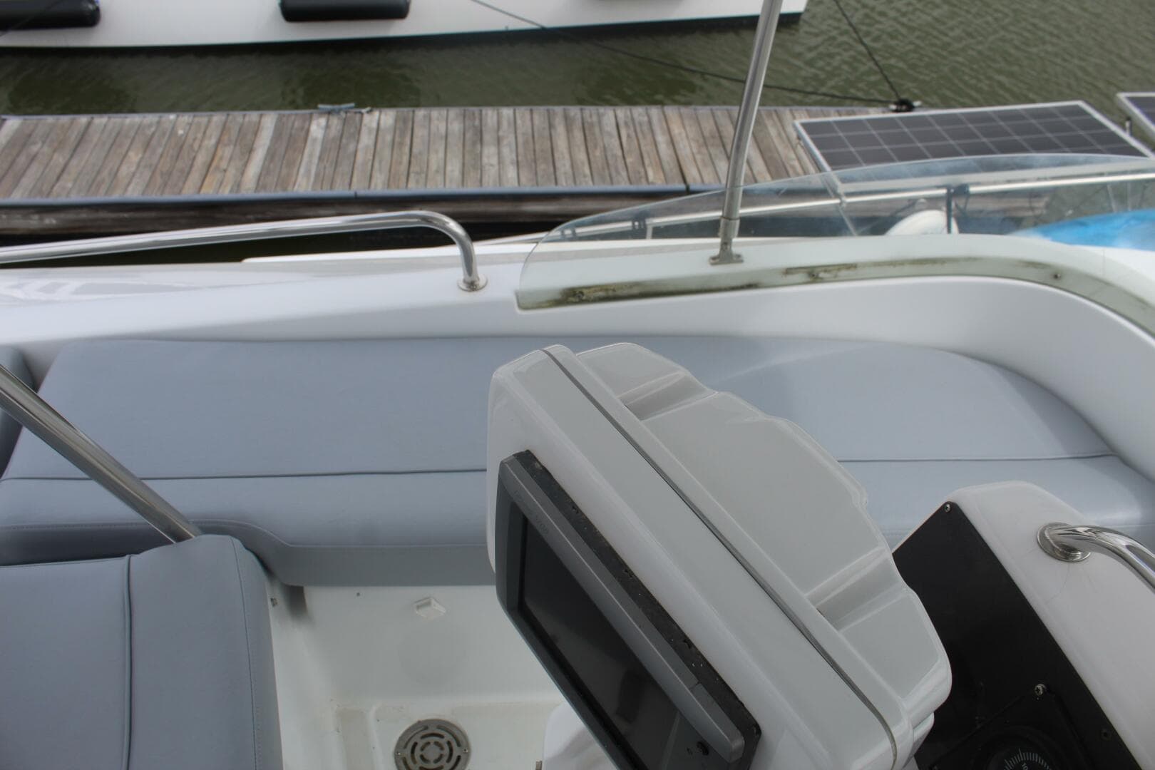 2004 Lagoon 43 Power Cat