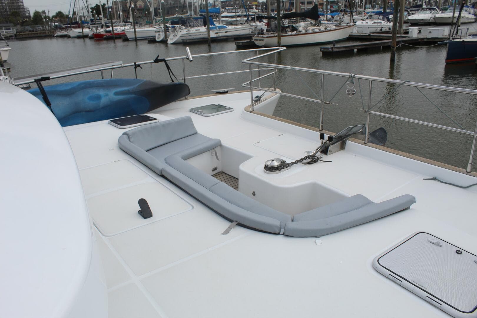 2004 Lagoon 43 Power Cat