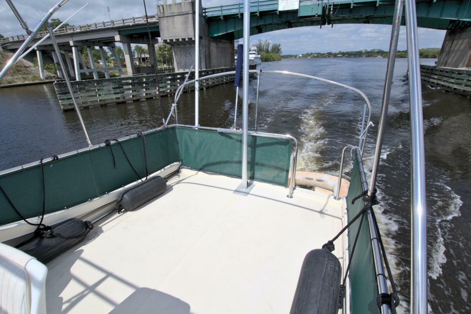 2004 Camano 31 Troll