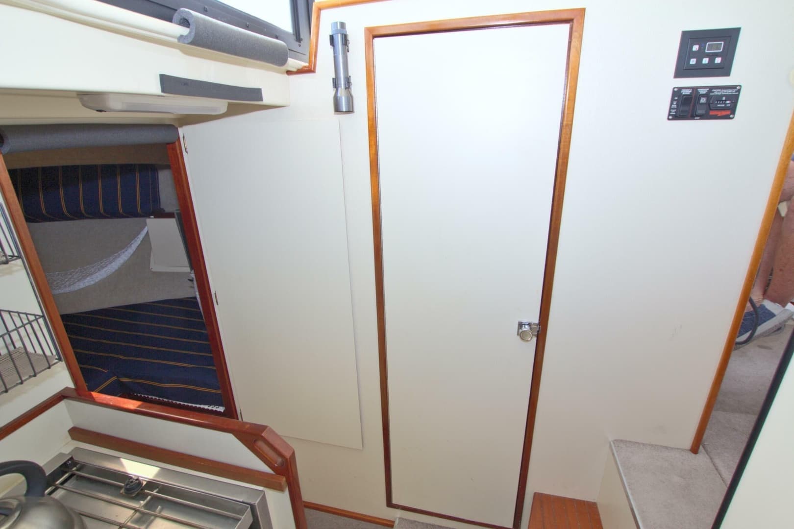 2004 Camano 31 Troll