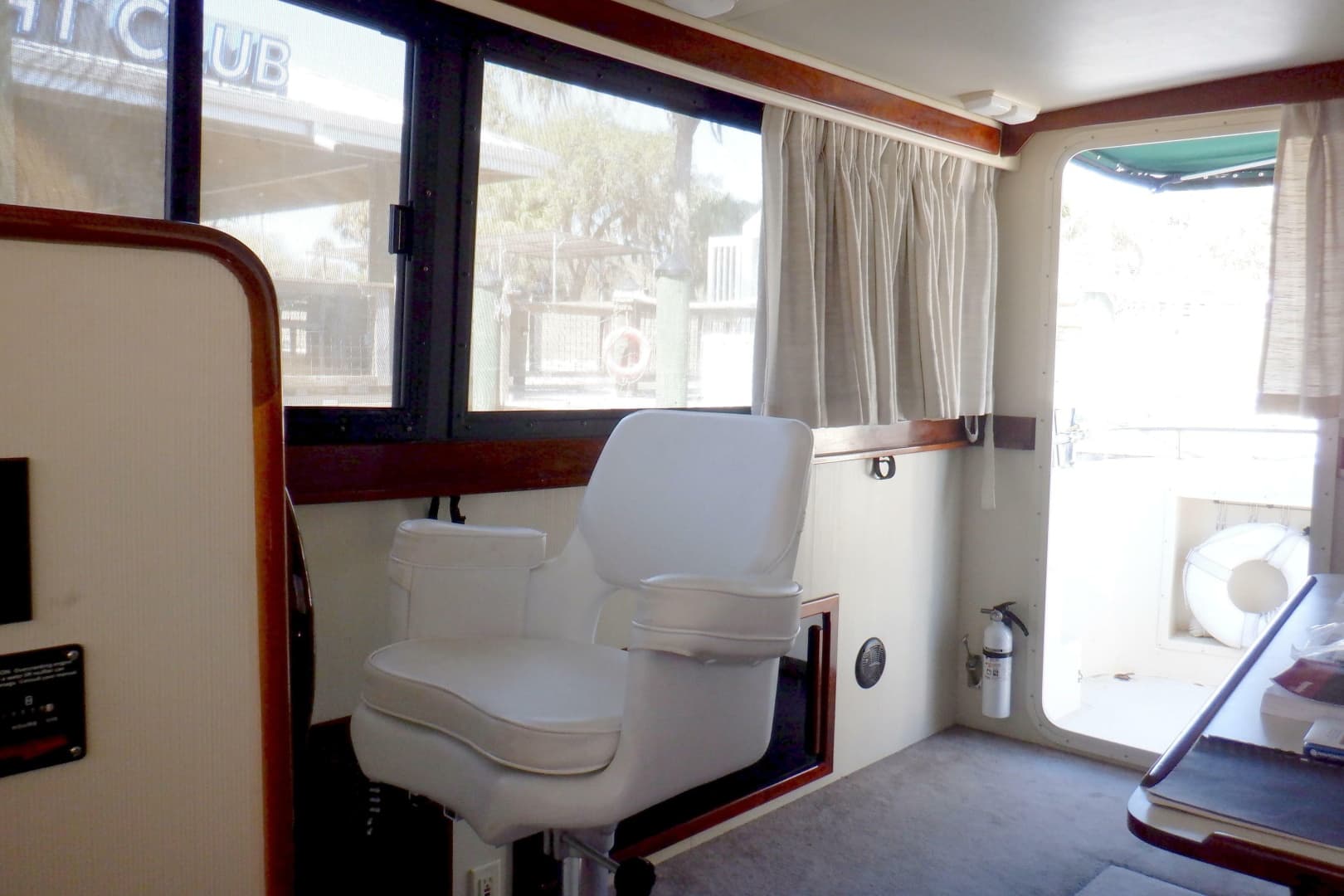 2004 Camano 31 Troll