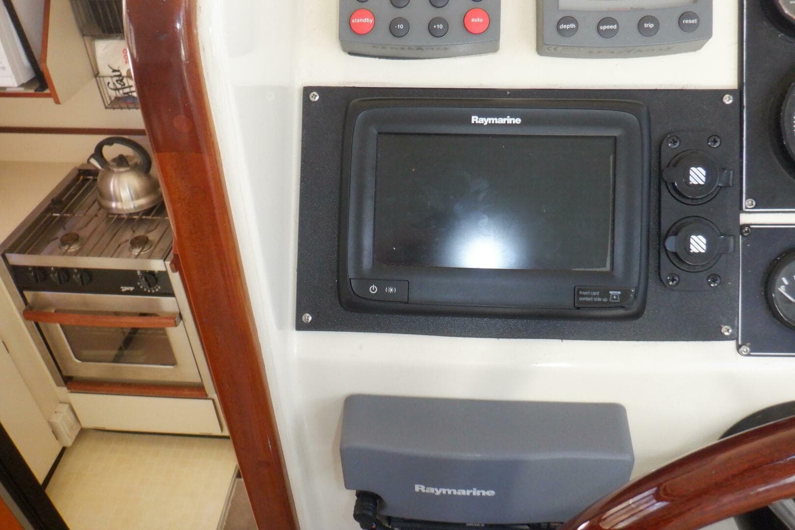 2004 Camano 31 Troll