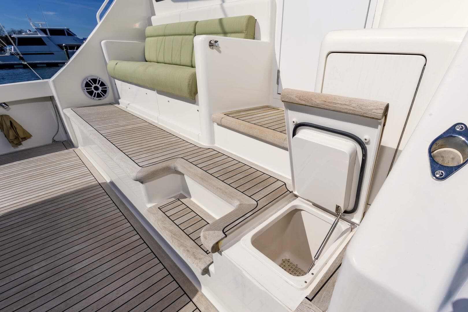 52VikingSurfRider018