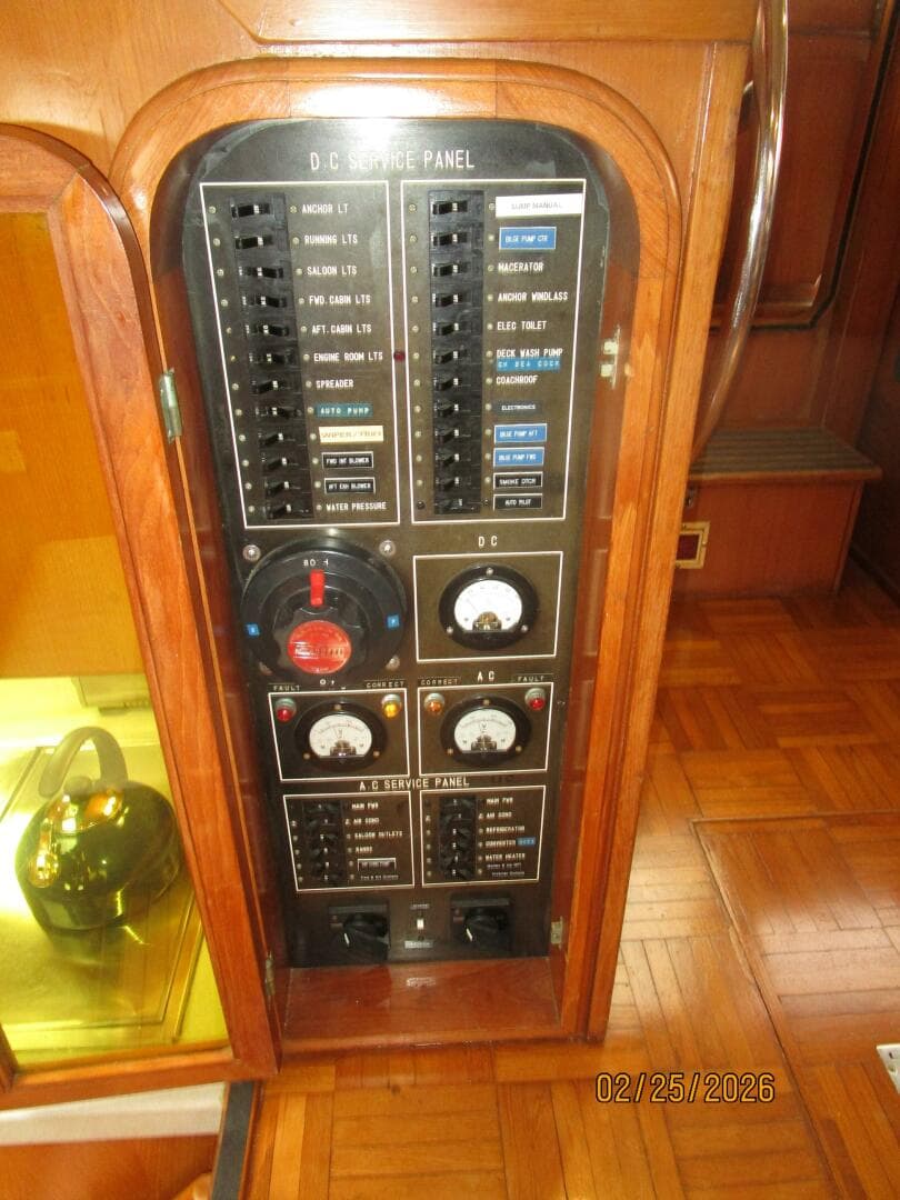 42' Jefferson electrical panel