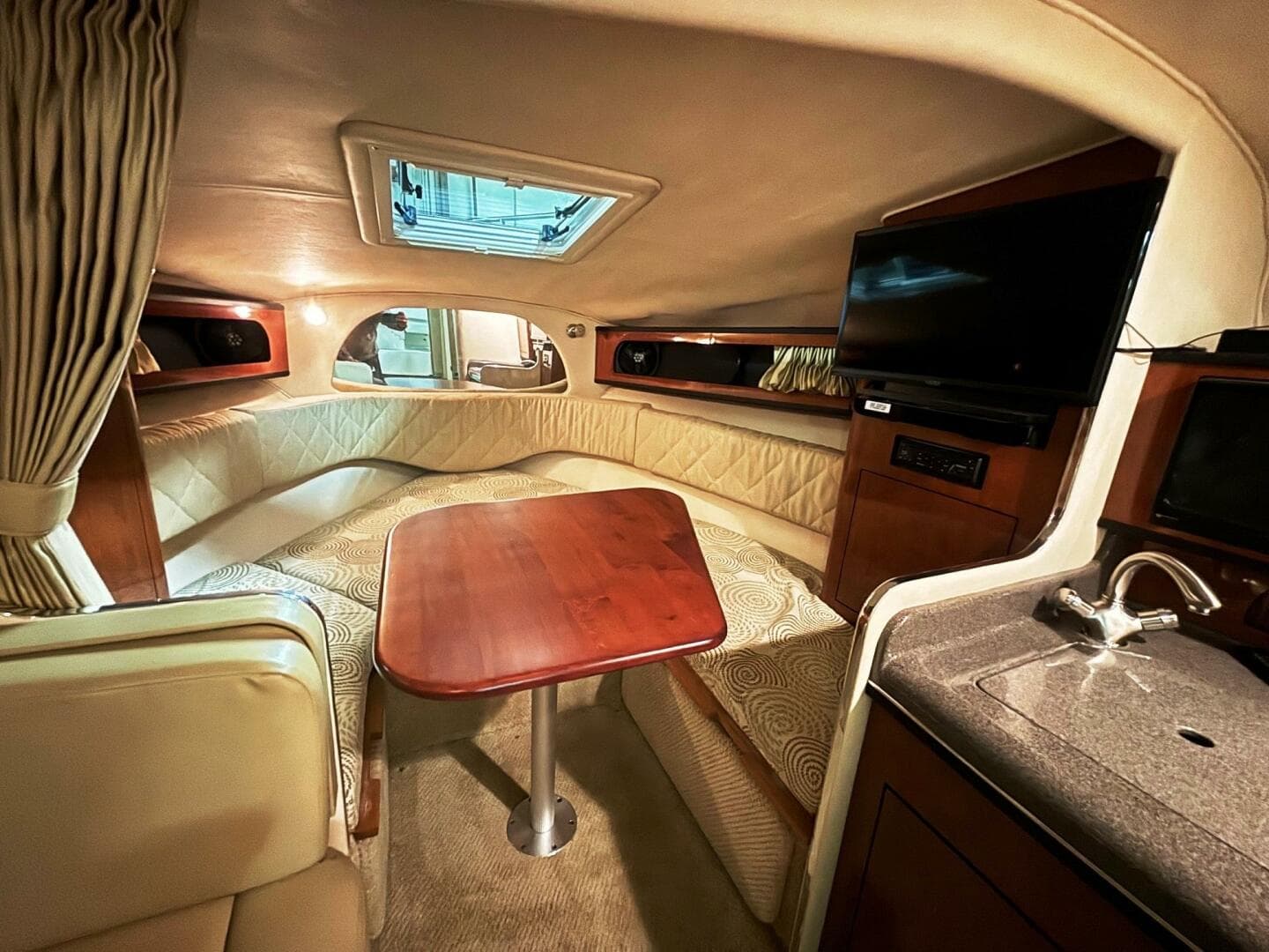 2007 Sea Ray 280 sundancer