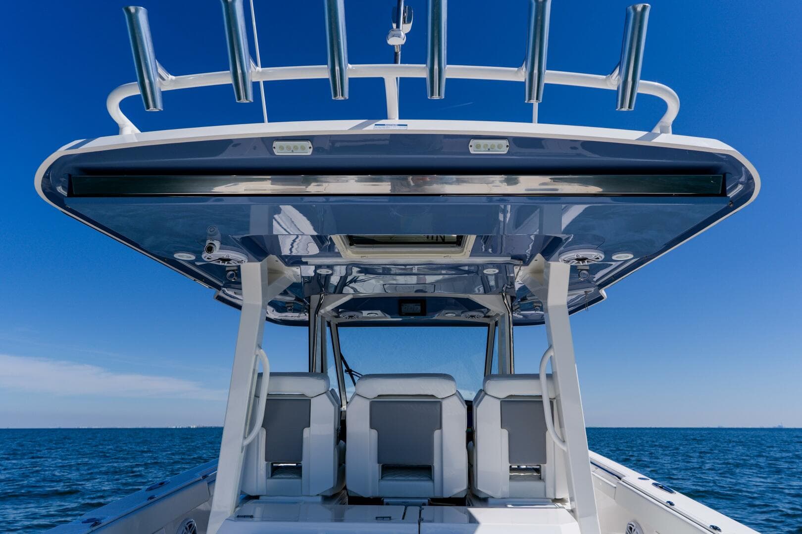 2022 Pursuit S 378 Sport