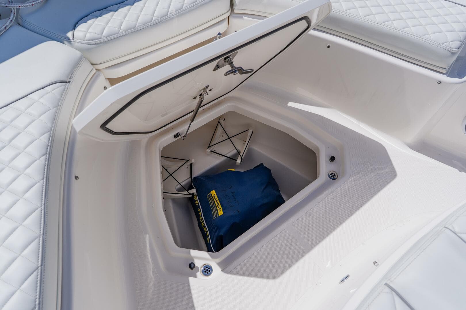 2022 Pursuit S 378 Sport