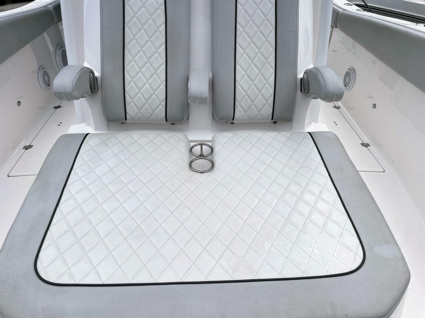 2019 Sea Fox 328 Commander