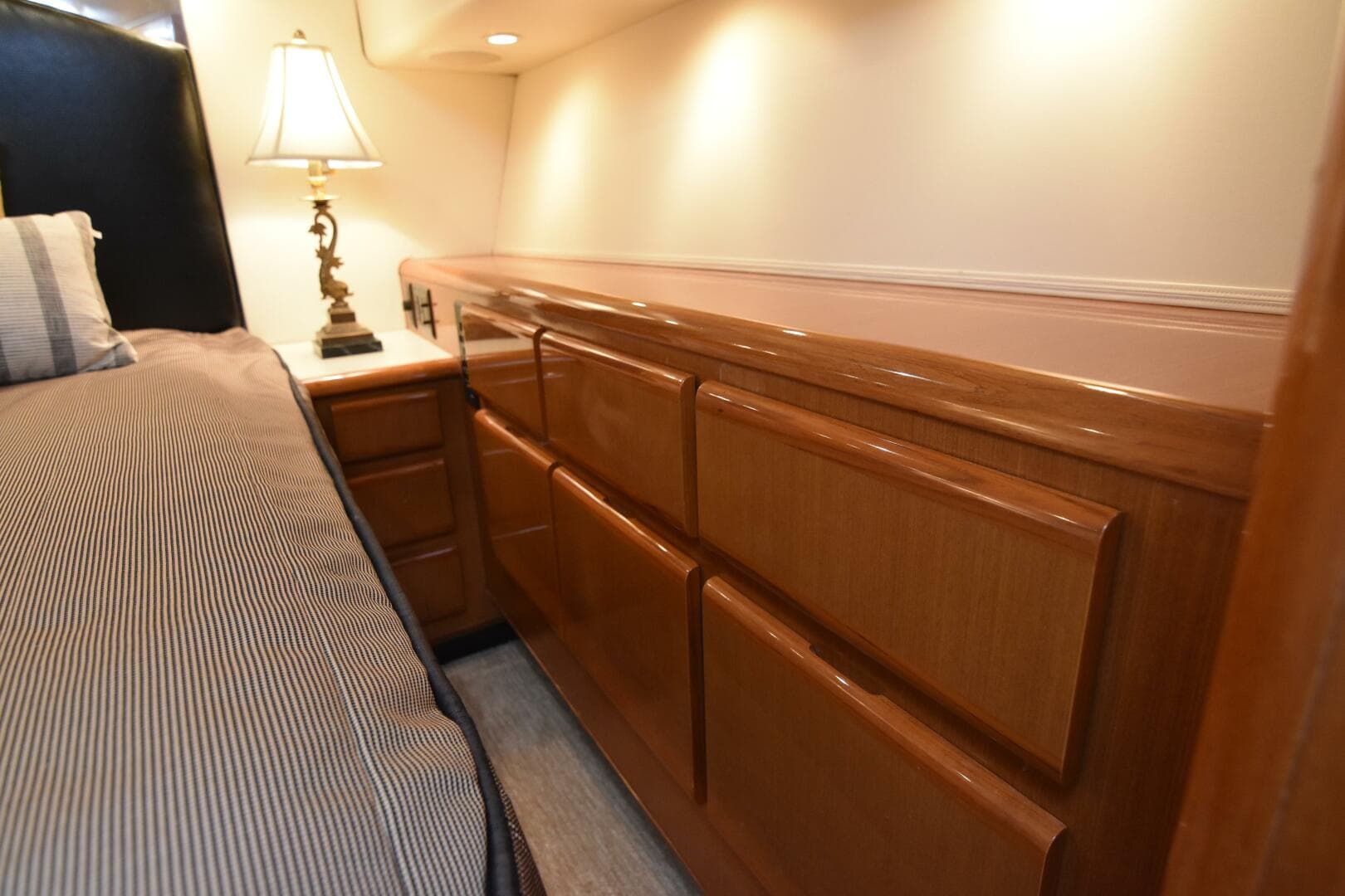 Viking 58 - Legacy - 