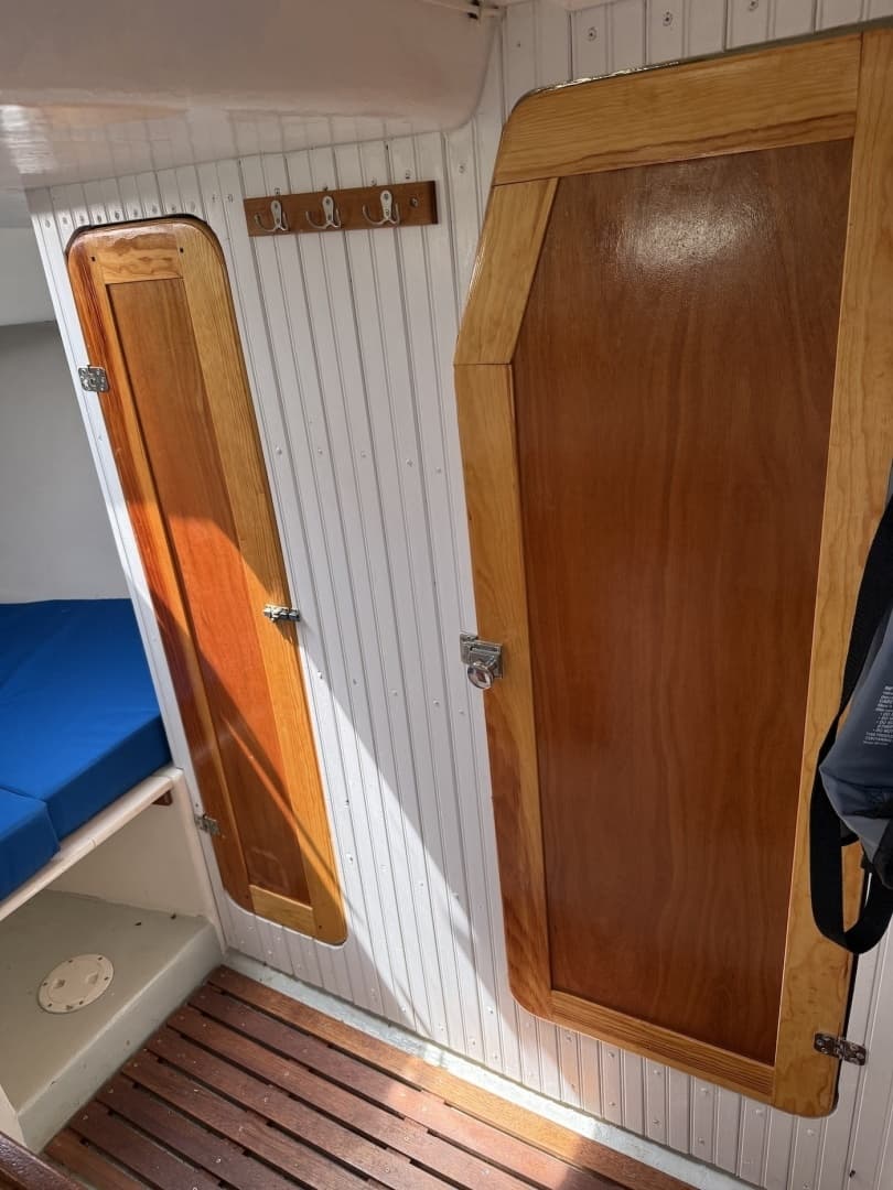 2000 Seaworthy Downeast 28