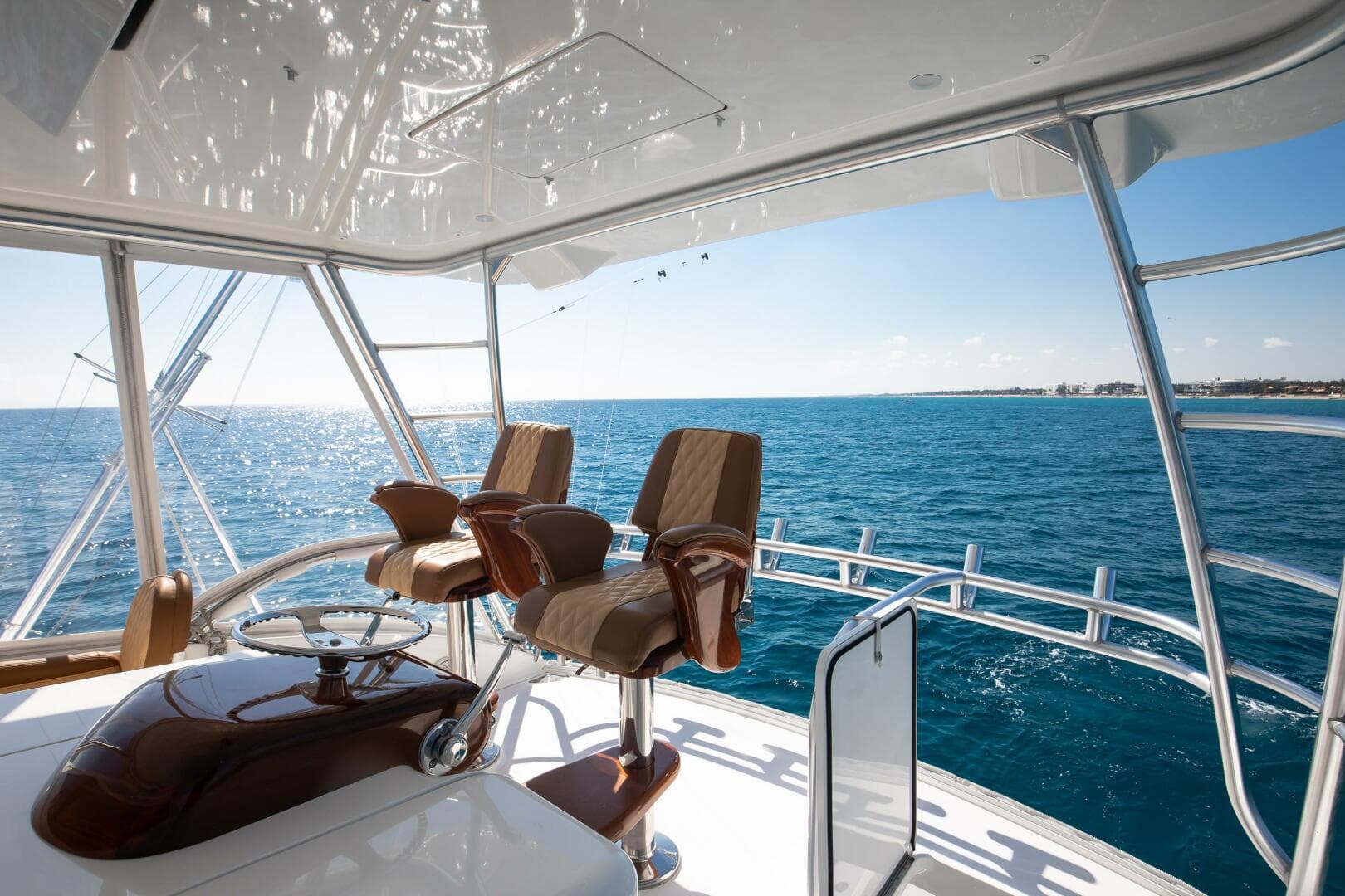 Viking 48 - Dorothy Marie - Flybridge Helm Seats