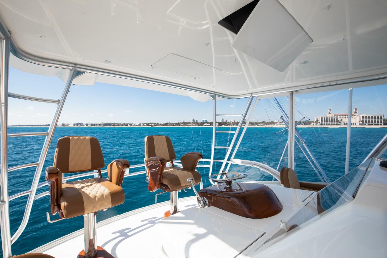 Viking 48 - Dorothy Marie - Flybridge Helm Seats