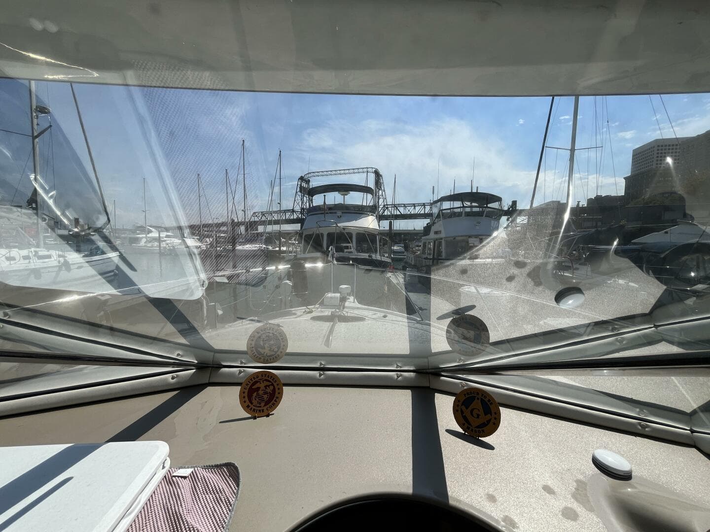 1996 Bayliner 3788 Command Bridge