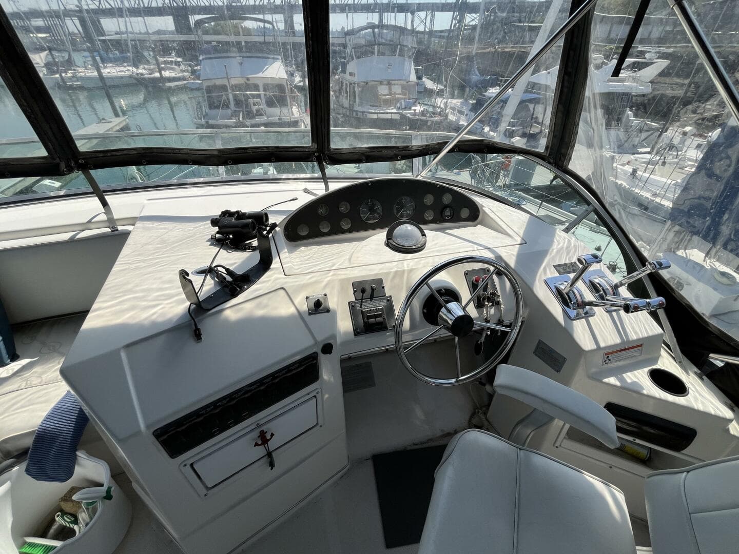 1996 Bayliner 3788 Command Bridge
