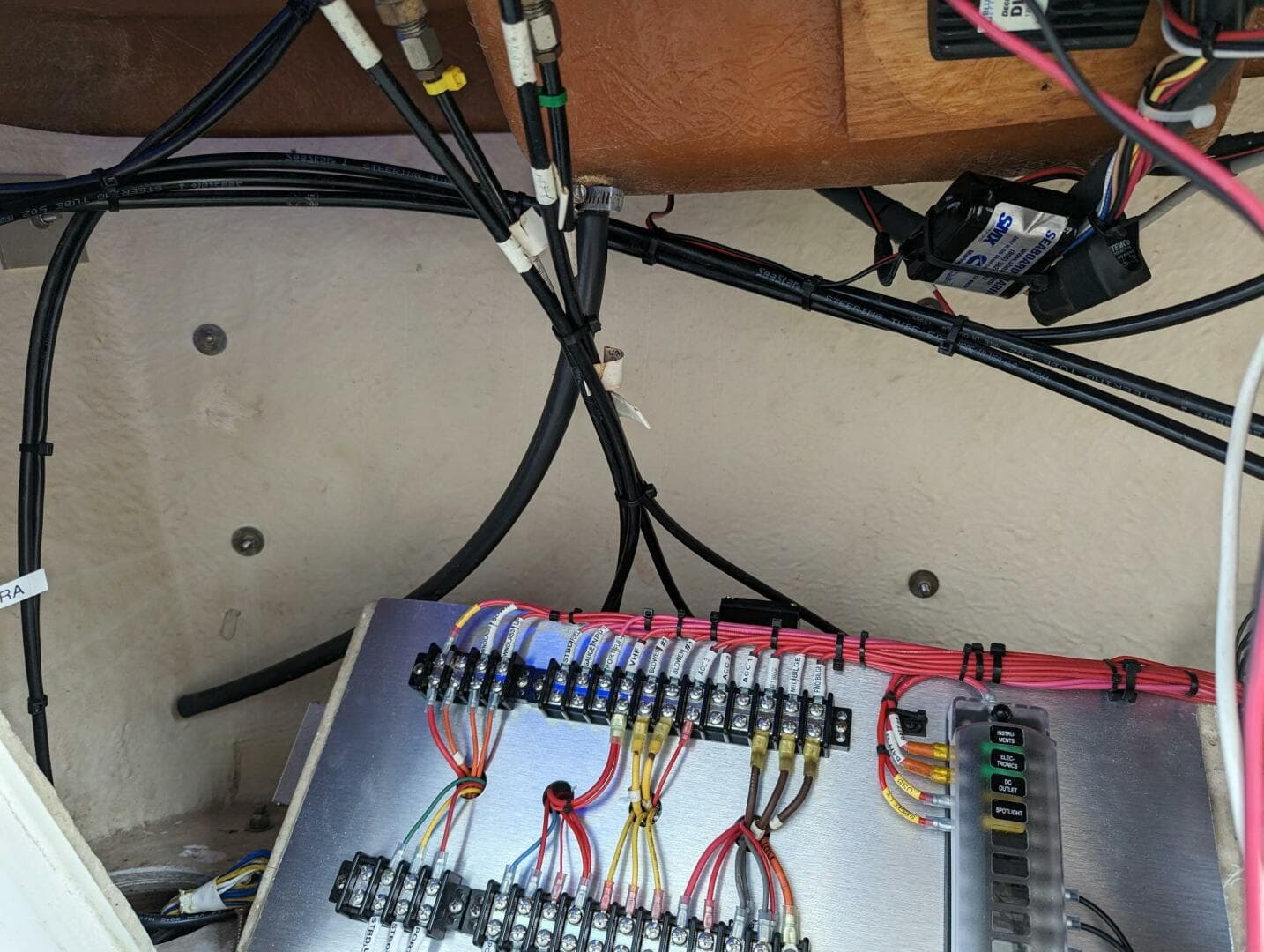 Carver 455 Aft Cabin