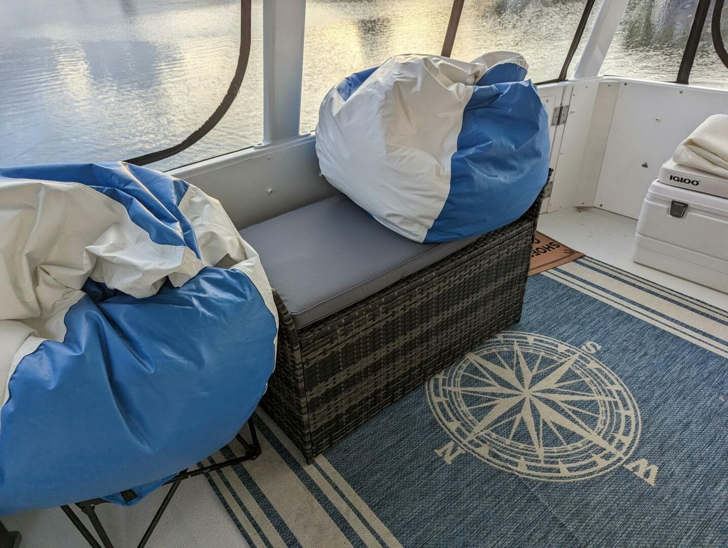 Carver 455 Aft Cabin